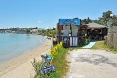 the beach-beach bar